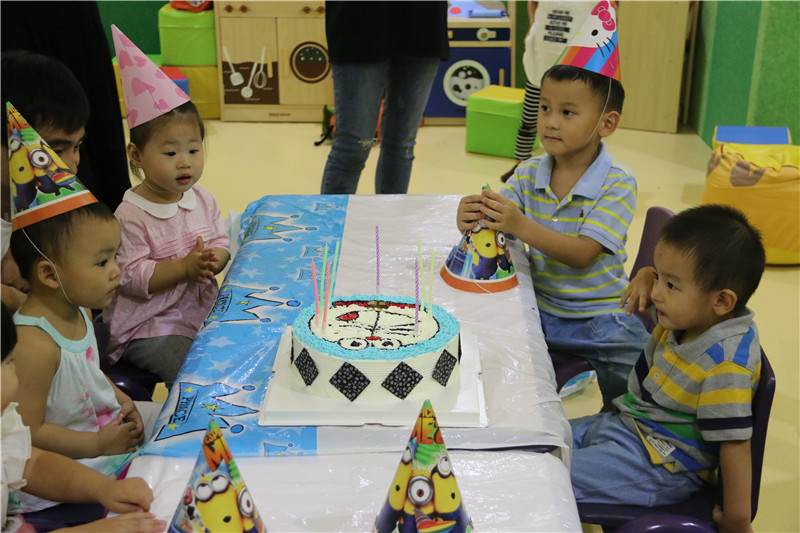 BBunion国际早教邯郸中心活动花絮：萌宝生日会